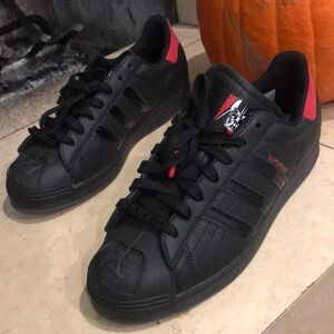 Adidas superstar darth vader